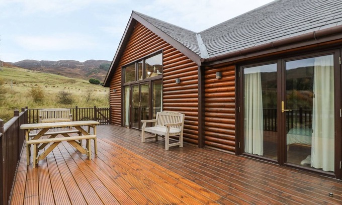 Foss Cabaña | Burnside Lodge