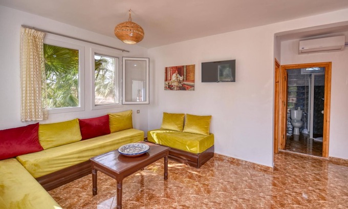 Sidi Bibi Apartamento | Busska-Apartamento-Rural-Baño con bañera