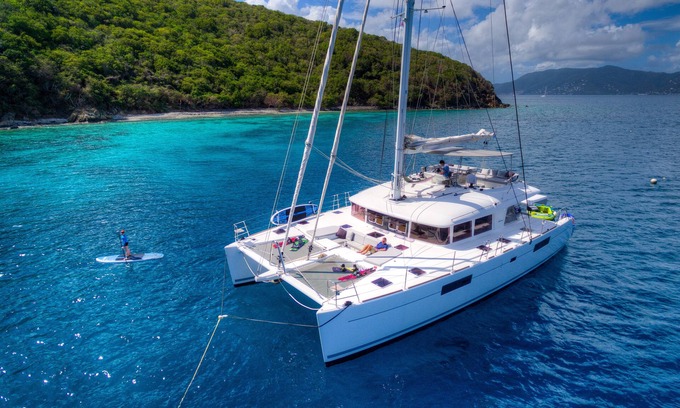 Great Mountain Alquiler De Eote | Island Hopping Vacaciones todo incluido en un yate