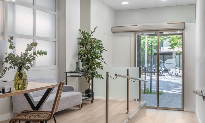 Eixample Hotel | BYPILLOW Erba
