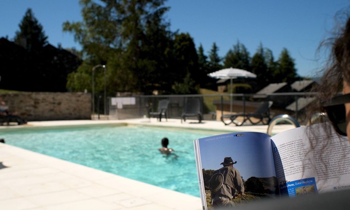 Barre-des-Cevennes Complejo | Cévenol gîte for 6/8 people with swimming pool at Barre des Cévennes in Lozère