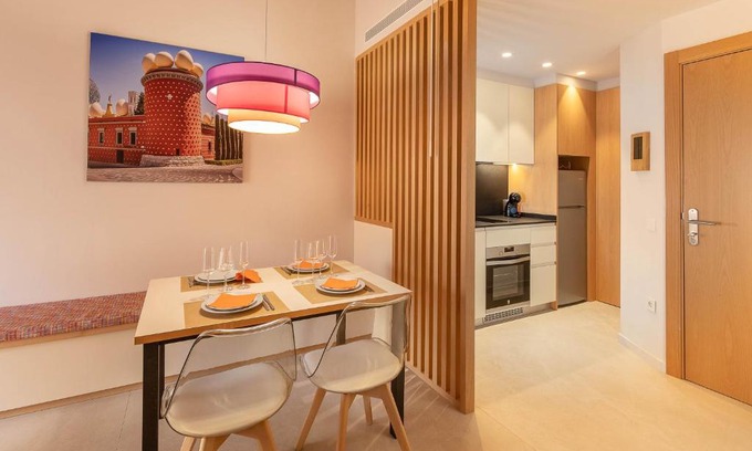 Figueres Apartamento | C&C Apartments