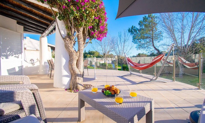 Mato Serrao Chalet De Esquí | C65 Q. Paraiso - Amazing house with large terrace
