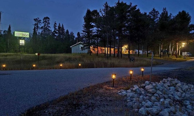 Thunder Bay Hotel | English River Inn