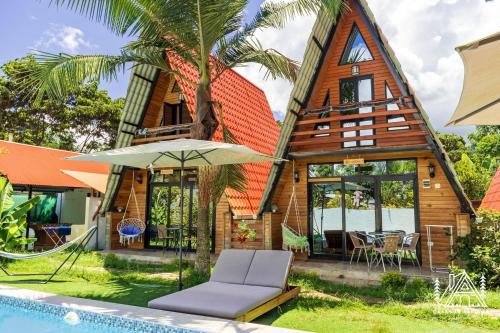 Oxapampa Chalet De Esquí | Cabañas Alpinas en Oxapampa