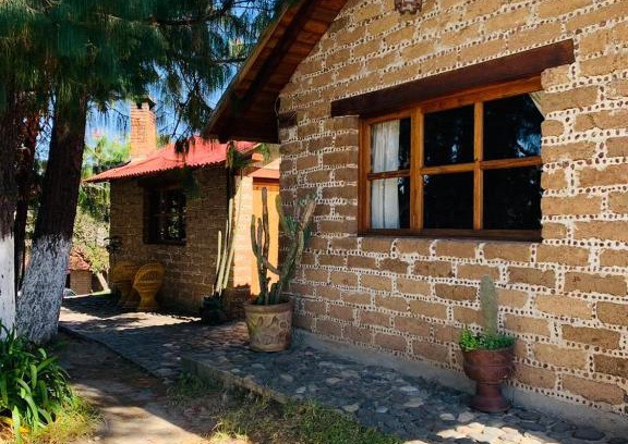 Huasca de Ocampo Hotel | Cabañas Los Cactus