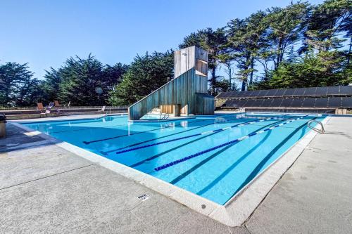 Sea Ranch Hotel | Cabin 55
