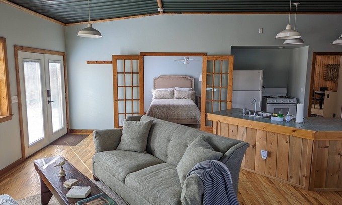 Challis Apartamento | Calamity Jane's Hideaway 1-Bedroom, 1-Bath, Huge Deck, Close to Main Street