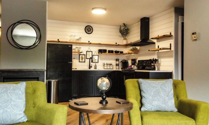 Taylors Falls Apartamento | Cambrian & Co. Loft Cozy, Charming, Downtown Ease