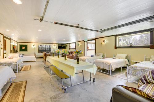 Mirabile Apartamento | Cameron Nature Retreat Hike, Bike and More!