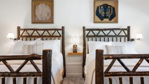 Springville Hotel | Camp Nelson Lodge Room 9