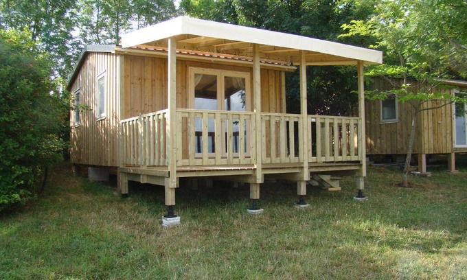 Saint-Pierre-Lafeuille Otro | CAMPING LES GRAVES - Cabane TITHOME