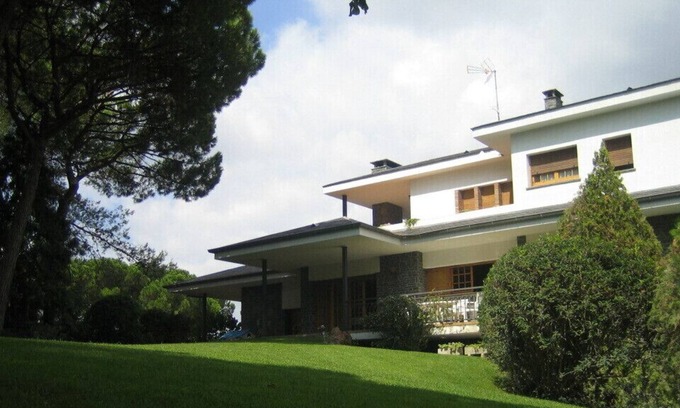 Llica d'Amunt Casa | CAN JOAN casa ideal para un encuentro familiar o de parejas.De2 a 16 personas.