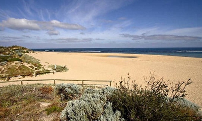 Wannanup Villa | Canal Island Villa Mandurah