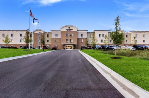 Brighton Hotel | Candlewood Suites - Brighton by IHG