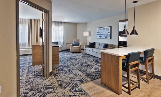 Columbus Hotel | Candlewood Suites Columbus Fort Benning by IHG