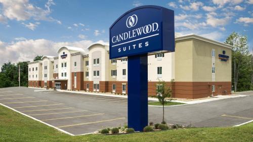Mercer Hotel | Candlewood Suites Grove City - Outlet Center by IHG