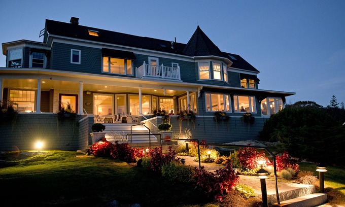 Kennebunkport Casa | Cape Arundel Inn and Resort