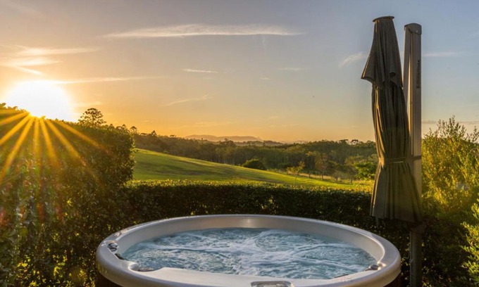 Skinners Shoot Casa | Cape Byron Suite 5 Private Suite with Ensuite