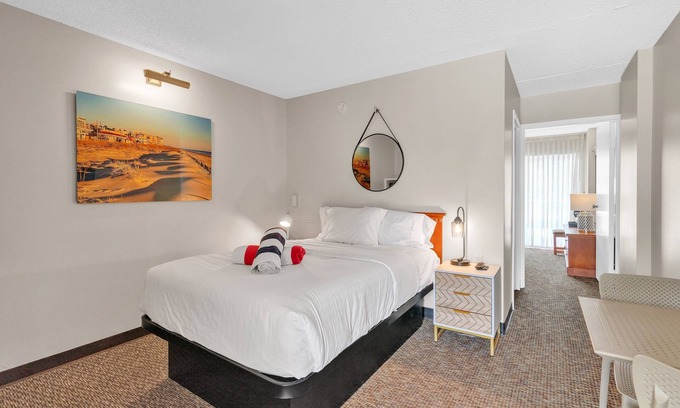 Rehoboth Beach Apartamento | Cape Suites Room 2 - Free Parking!