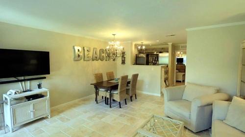 Sanibel Apartamento | Captains Walk D2