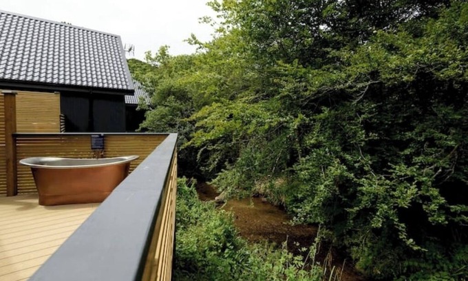 Looe Cabina | Cardinham Lodge : 3 bedroom - max 6 occ - VP5