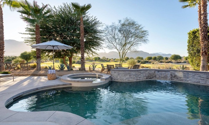 La Quinta Casa | Casa Agave - Retiro elegante del desierto al estilo Adobe