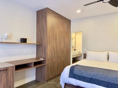 Valle de Guadalupe Hotel | Casa Alva Suite in Valle de Guadalupe 3 BR 3 BA