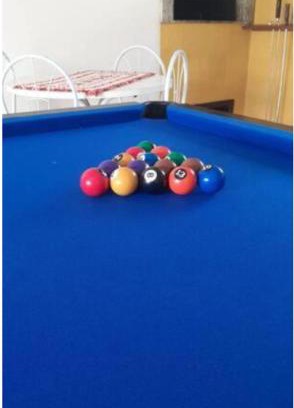 Balneario Arroio do Silva Casa | Casa Amarela próximo ao mar com mesa de Sinuca, 100 mts - 2 km do centro