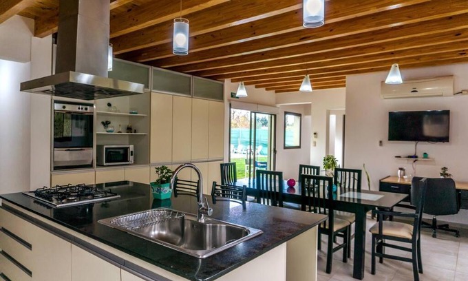 Vistalba Casa | Casa amplia en Vistalba, Mendoza