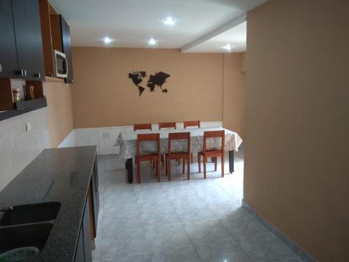 Necochea Casa | casa amplia, cómoda y céntrica para 5 personas