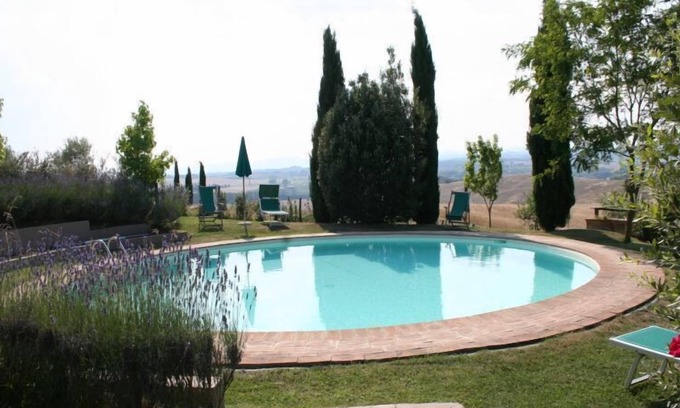 Ponte di Gabbiano Villa | Casa unifamiliar con piscina y jardín, en la cima de una colina con vistas a Siena all'orizzo