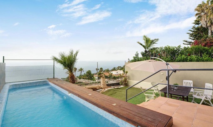 Las Cuevas Casa | Casa Blanca