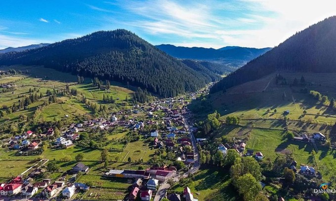 Campulung Moldovenesc Casa | Casa Burduhos