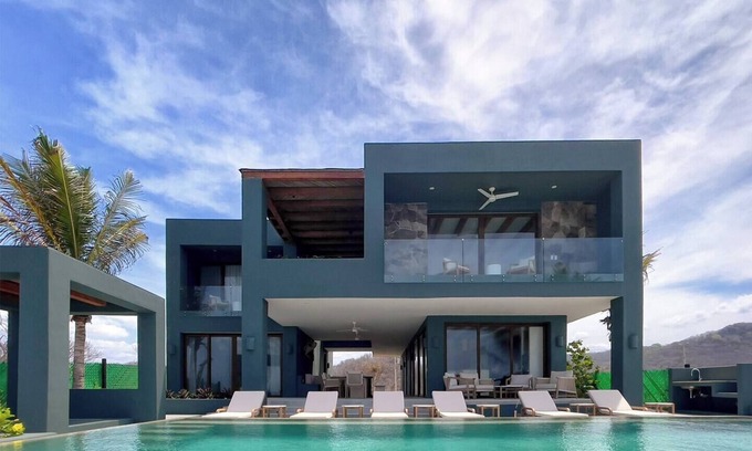 Zihuatanejo de Azueta Villa | Casa Celeste