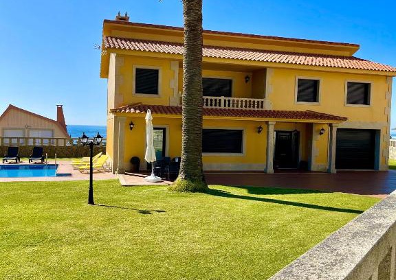 Oia Casa | Casa Con Piscina Junto Al Mar