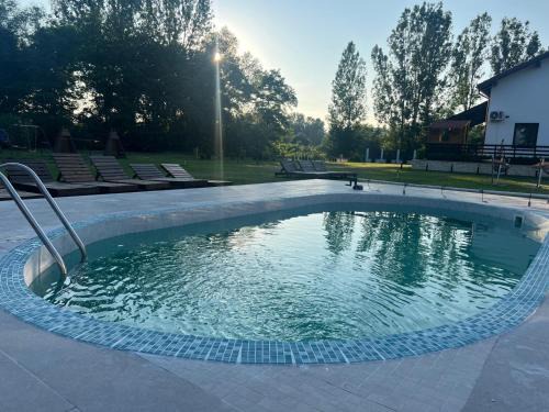 Dumbravita Casa | Casa cu Flori Maramures