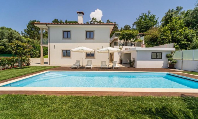 Barcelos Casa | Casa de Eiró by House and People