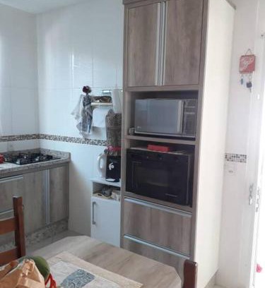 Governador Celso Ramos Casa | Casa em Gov. Celso Ramos 3 quartos com piscina.