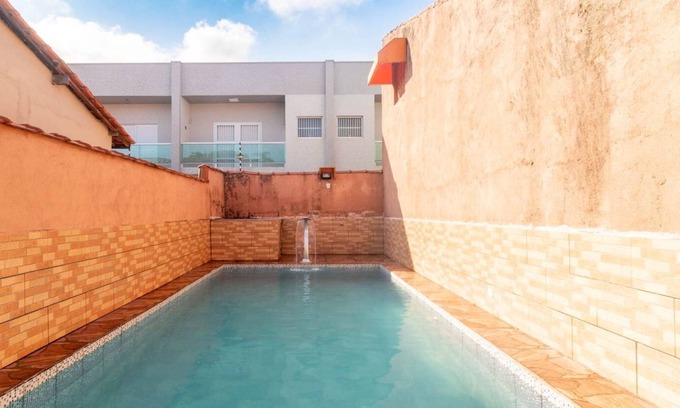 Tupy Casa | Casa em Itanhaem com Piscina e Churrasqueira