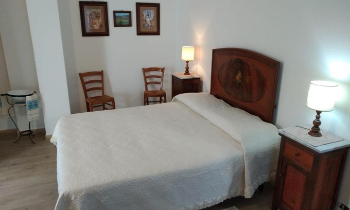 Narbolia Apartamento | CASA FIGUS Via Azuni 5 Narbolia