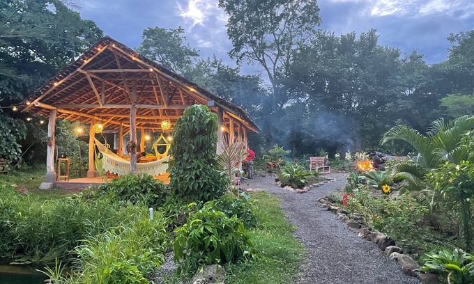 Boaco Cama Y Desayuno | Casa Girasol Hospedaje y Tours