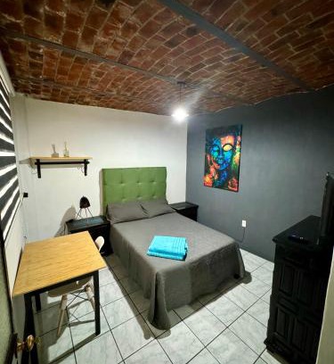 León Casa | Casa Hostal La Esperanza de Don Alfonso