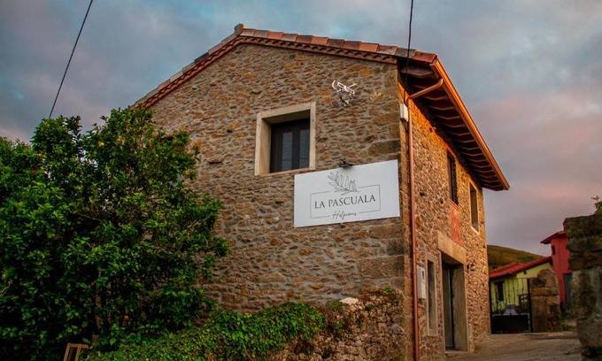 Helgueras Casa | CASA LA PASCUALA HELGUERAS
