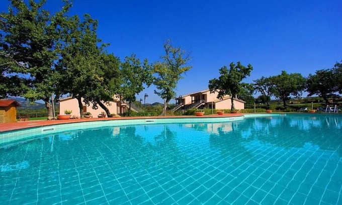 Sorano Casa | Casa Pegaso A: Un acogedor apartamento ubicado en una zona montañosa.