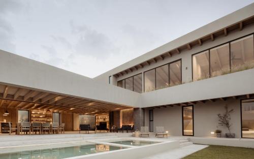 Tepeji del Río de Ocampo Villa | Casa Pirules. Moderna y comoda casa con alberca caliente en club de golf!