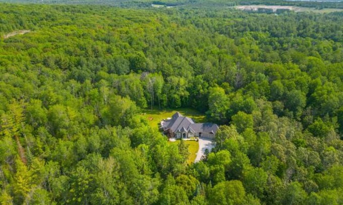 Severn Cabaña | Casa ~ Pool ~ Fire Pit ~ BBQ