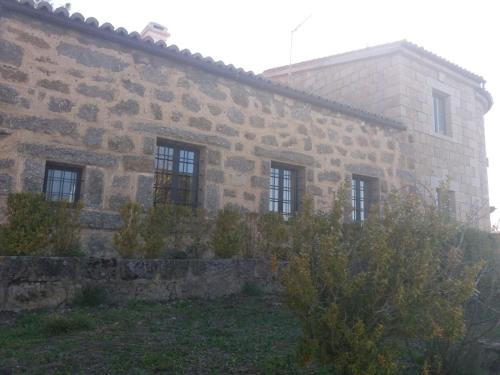 Villafranca de la Sierra Casa | Casa Rural de Benjamin Palencia