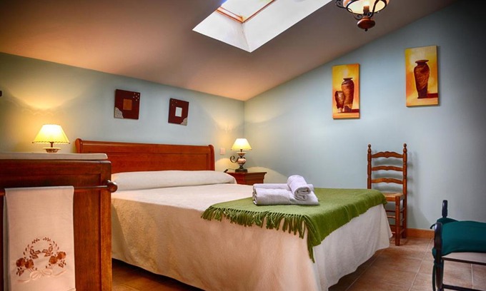 Castroverde de Cerrato Casa | Casa Rural La Morena