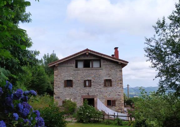 Baztan Casa | Casa Rural Haitzetxea